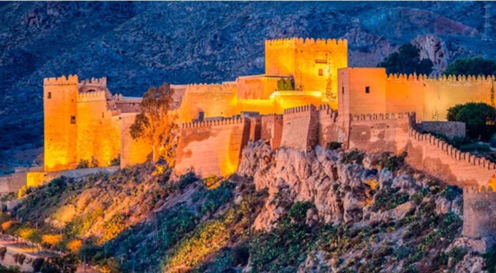 Piso Museo Del Realismo - Catedral - Alcazaba Con Parking Gratis - Super Wifi Apartment Almeria Exterior photo